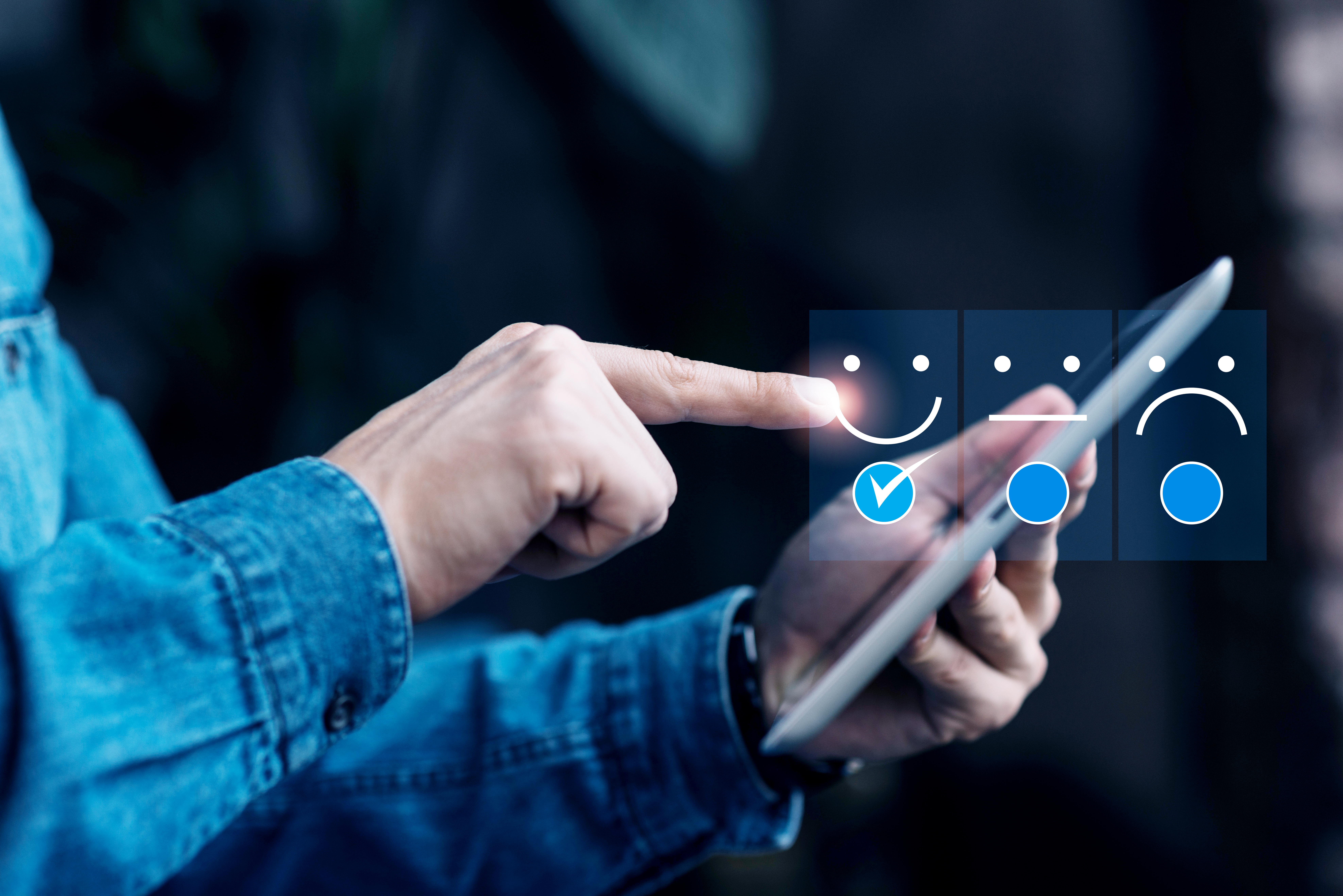 collage-du-concept-d-experience-client